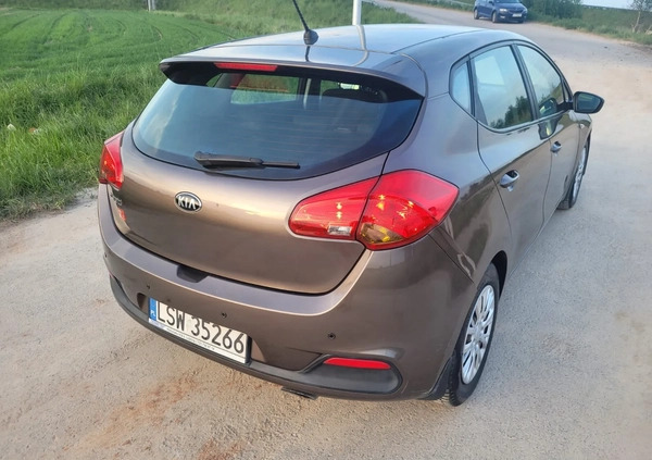 Kia Ceed cena 39900 przebieg: 117000, rok produkcji 2014 z Świdnik małe 137